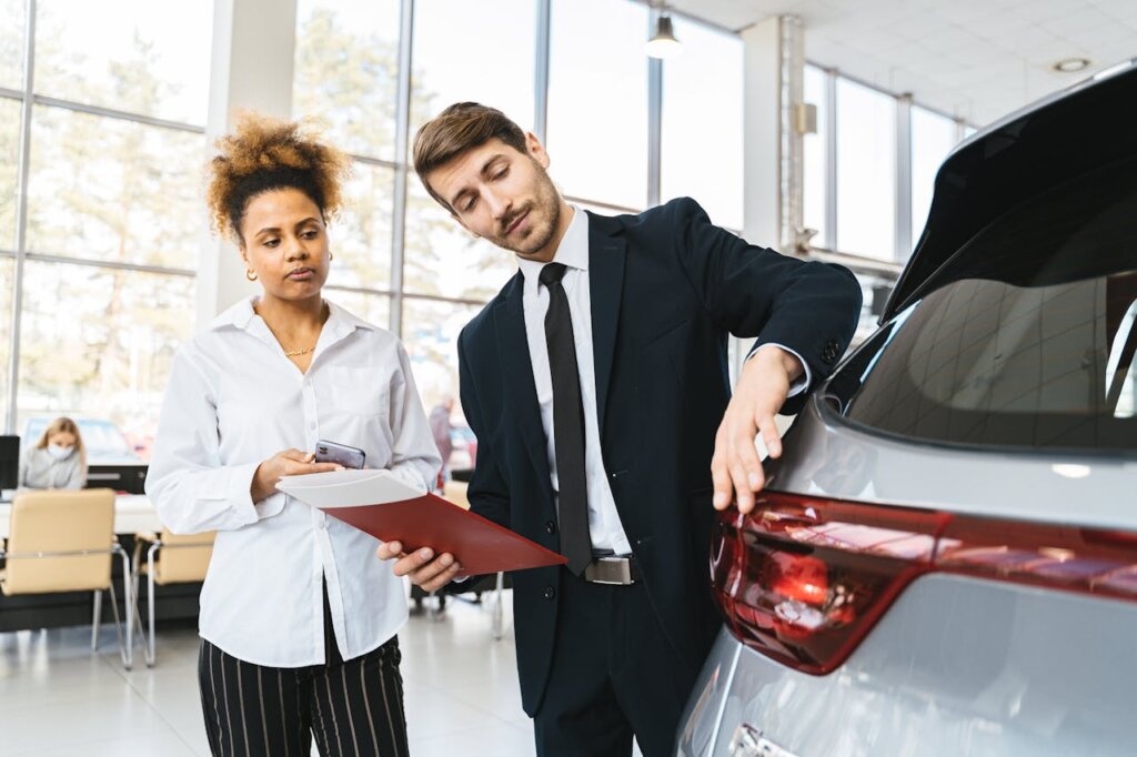 Premium Customer Care | Automotive industry | Customer Service | FrontLogix
